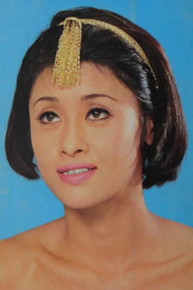 Mari Kojima fotoğrafı