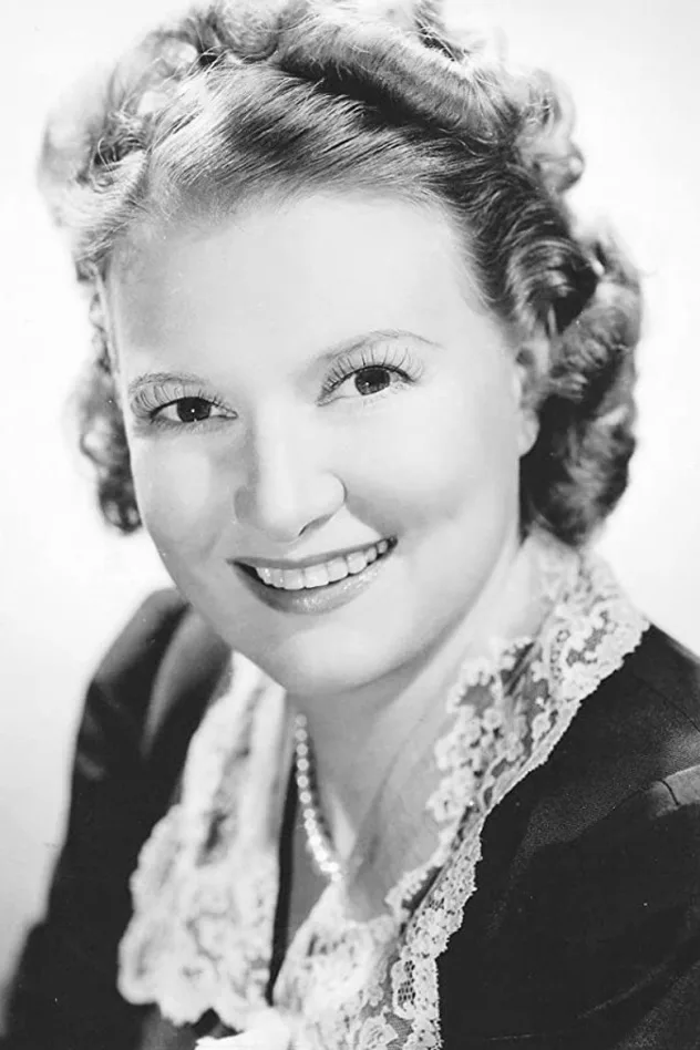 Phyllis Povah fotoğrafı