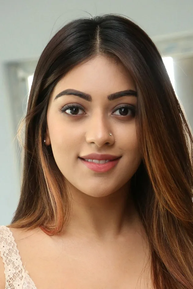 Anu Emmanuel fotoğrafı