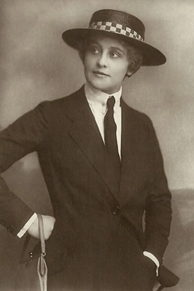 Carola Toelle fotoğrafı