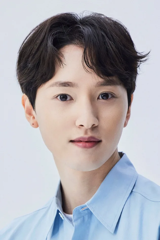 정휘 fotoğrafı