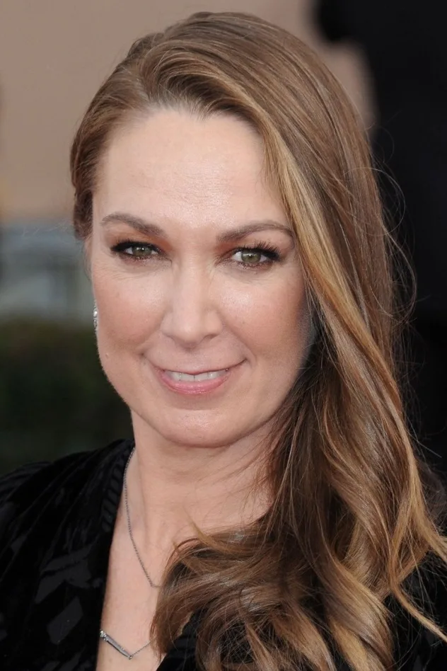 Elizabeth Marvel fotoğrafı