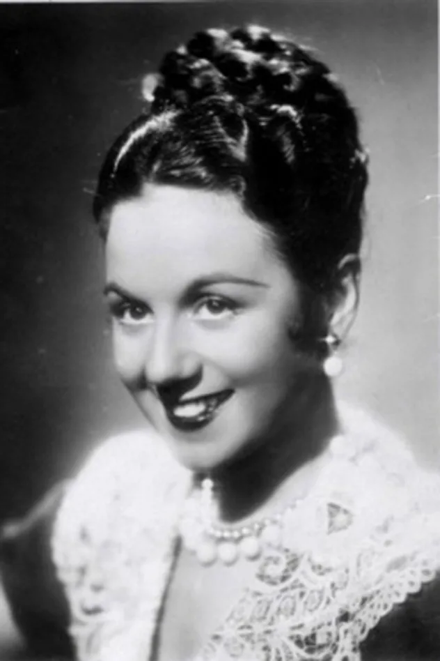 Clelia Matania fotoğrafı
