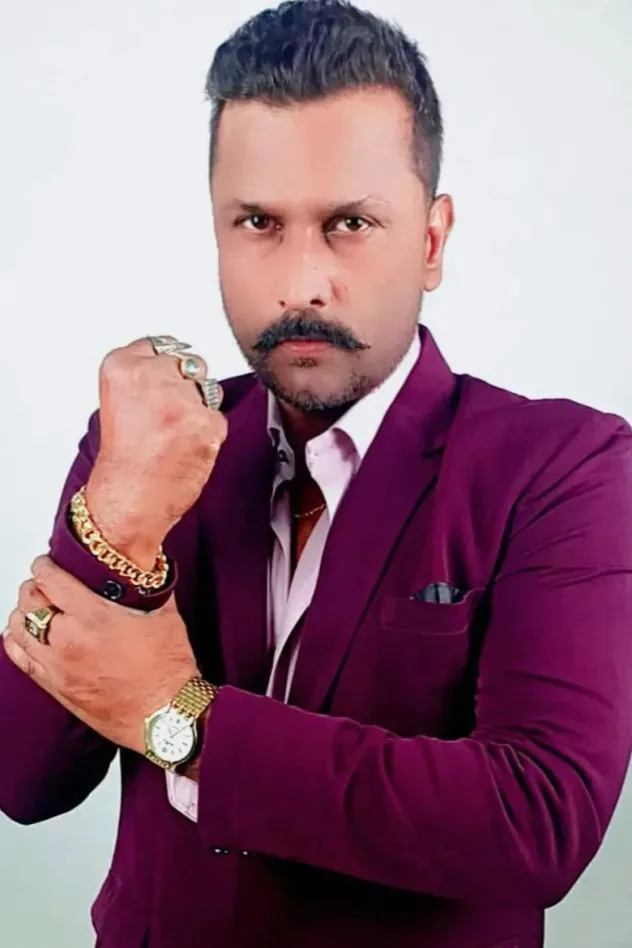 Vikas Shrivastav için kapak görseli