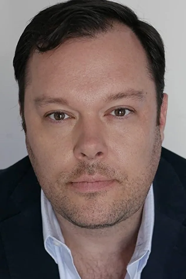Michael Gladis fotoğrafı