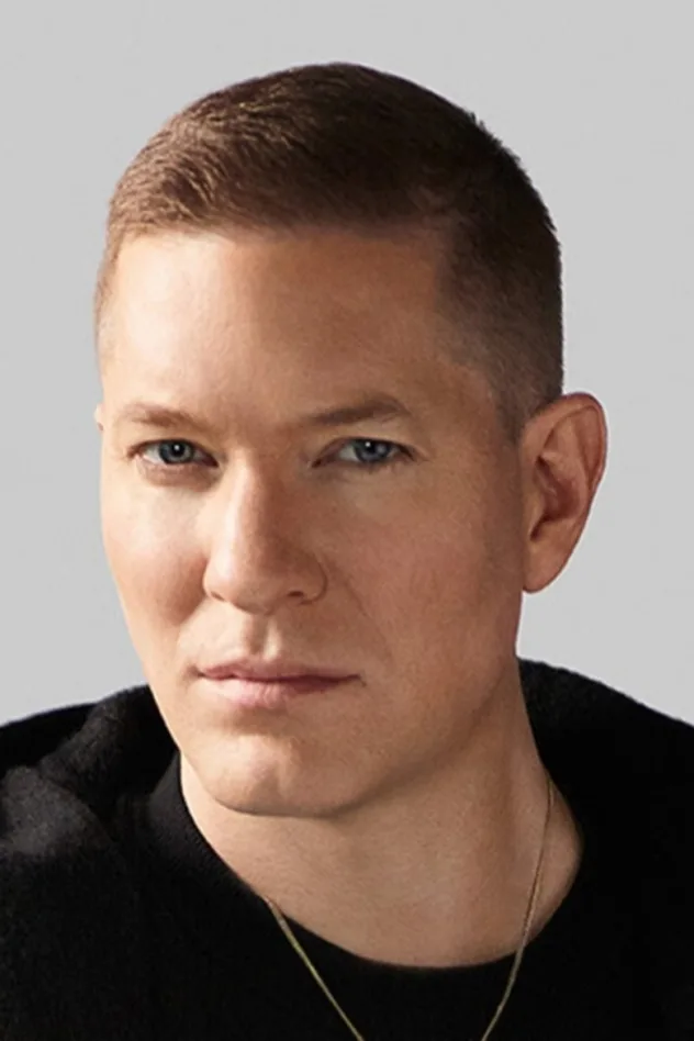 Joseph Sikora fotoğrafı