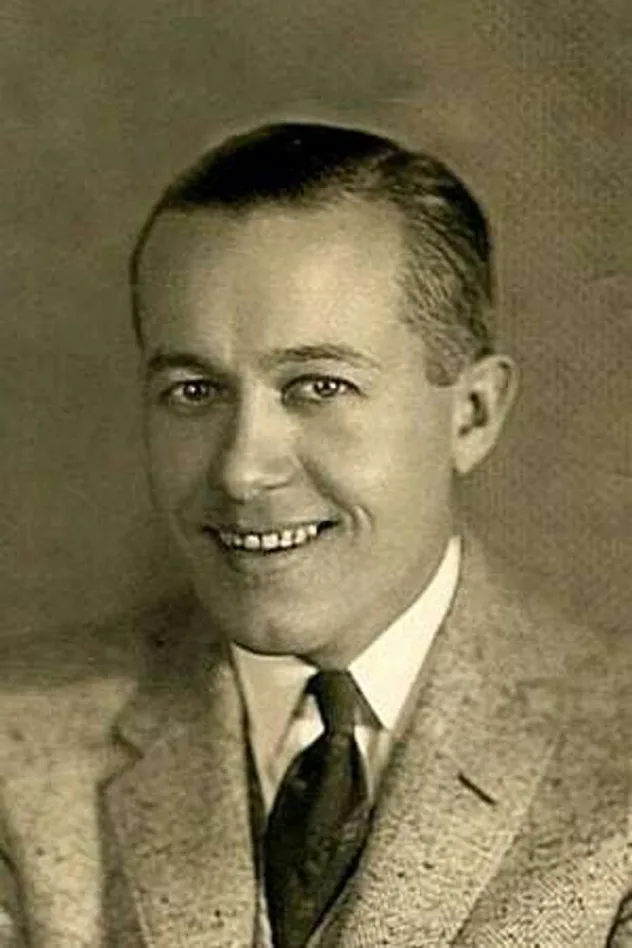 Nick Grindé fotoğrafı