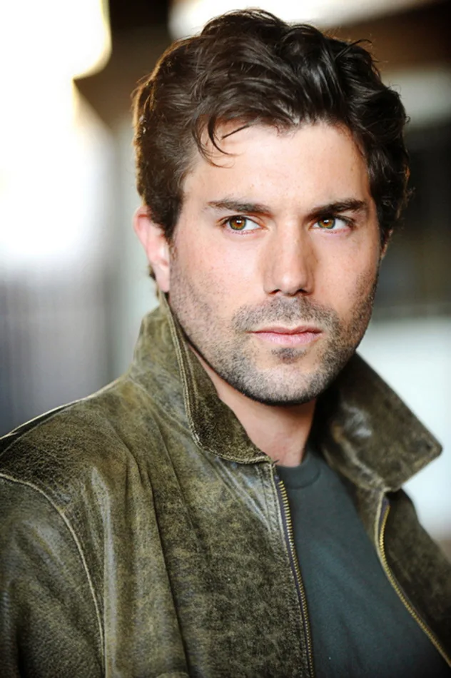 Micah Sloat fotoğrafı