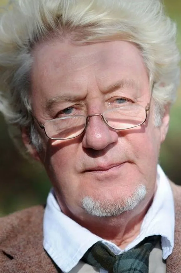 John Bett fotoğrafı
