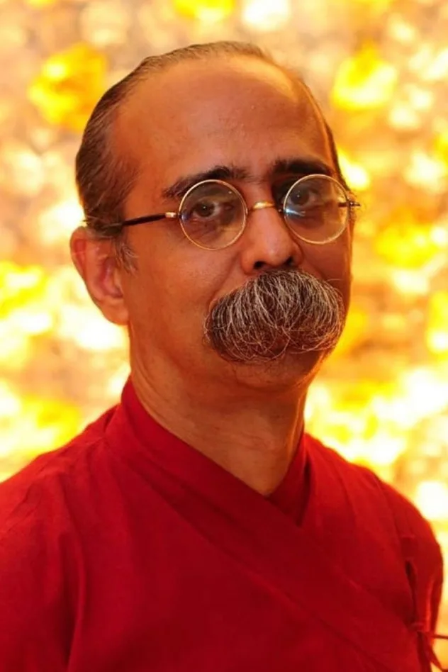 Ashish Avikunthak fotoğrafı