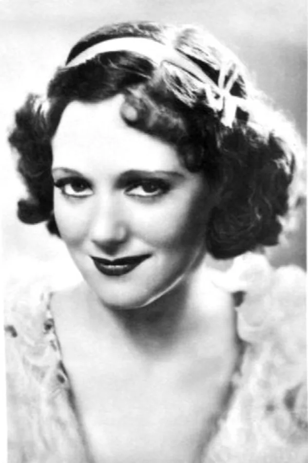 Mary Lawson fotoğrafı