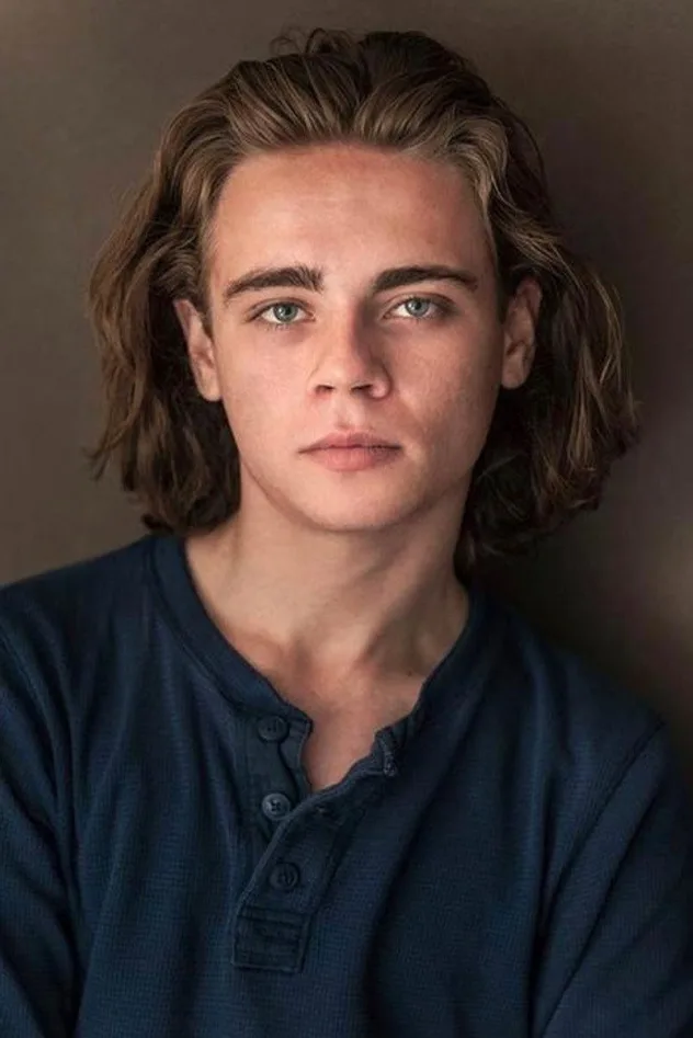 Christopher Dylan White fotoğrafı