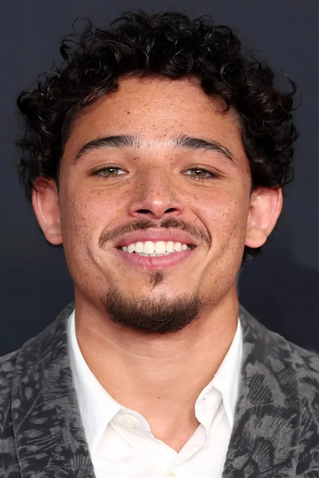 Anthony Ramos fotoğrafı