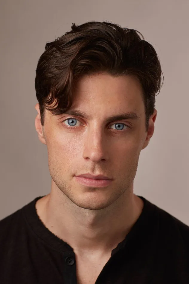 Tom Sharp fotoğrafı