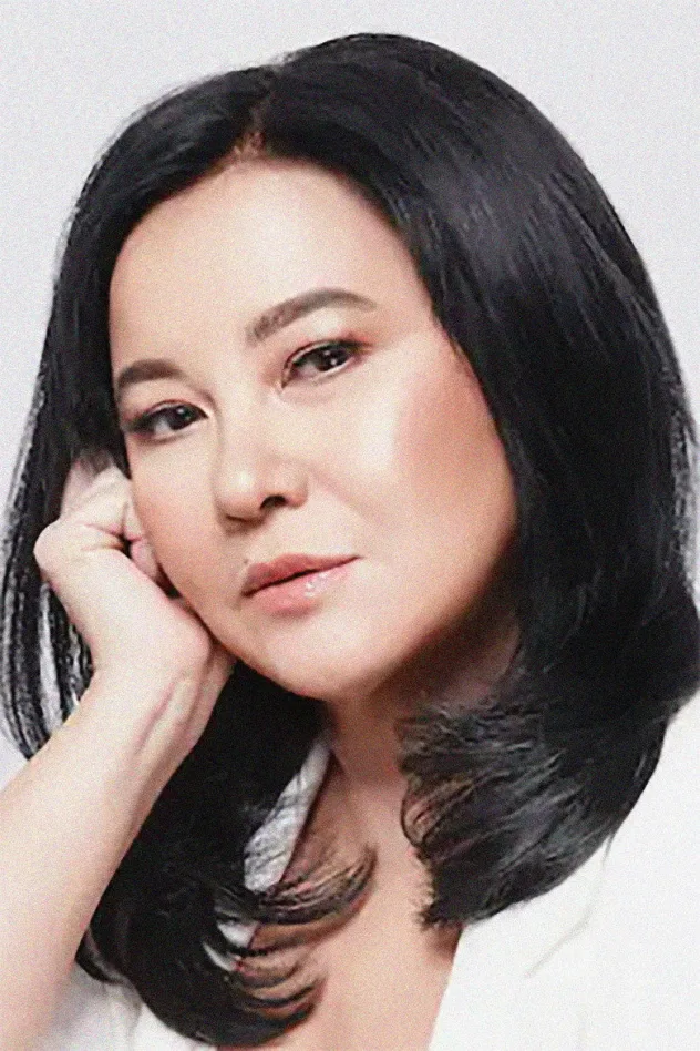 Lorna Tolentino fotoğrafı