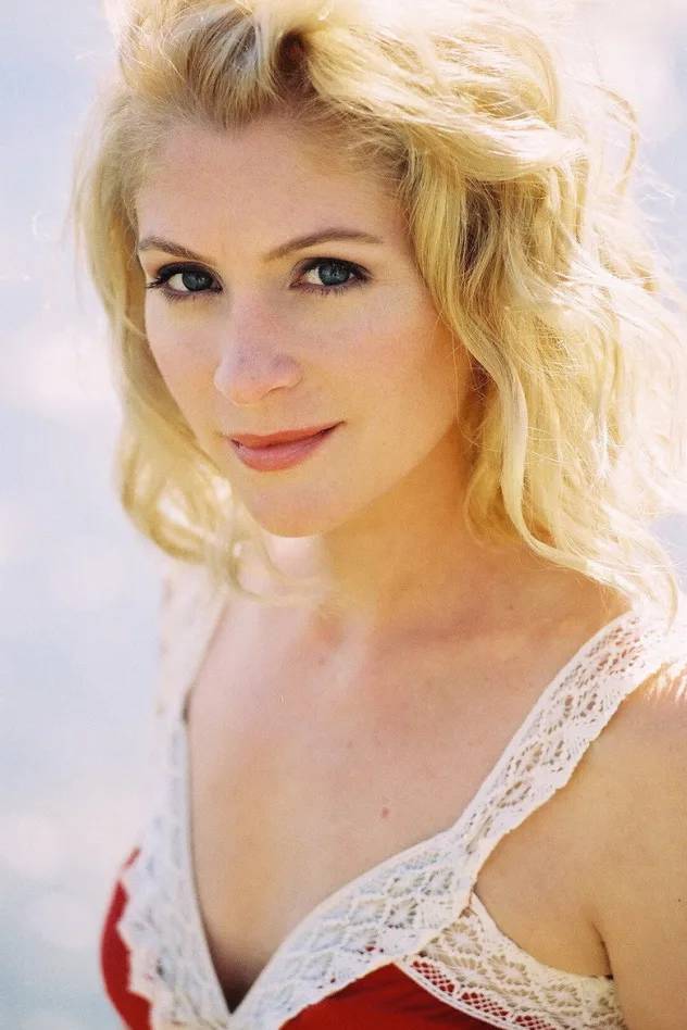 Staci Keanan fotoğrafı