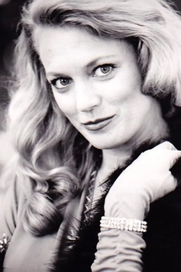 Обложка для Susan Walden