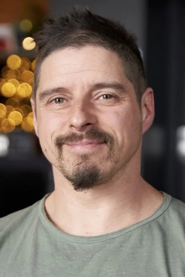 Credit poster