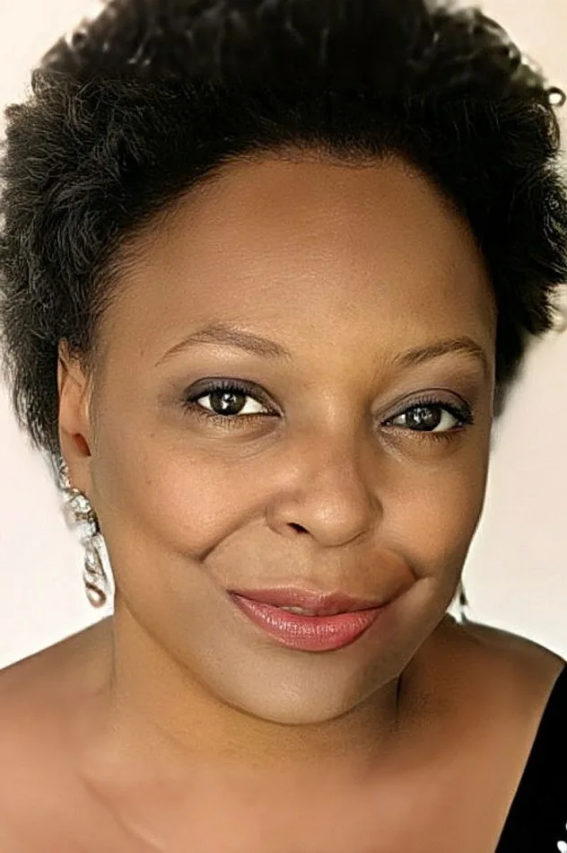 L. Scott Caldwell fotoğrafı