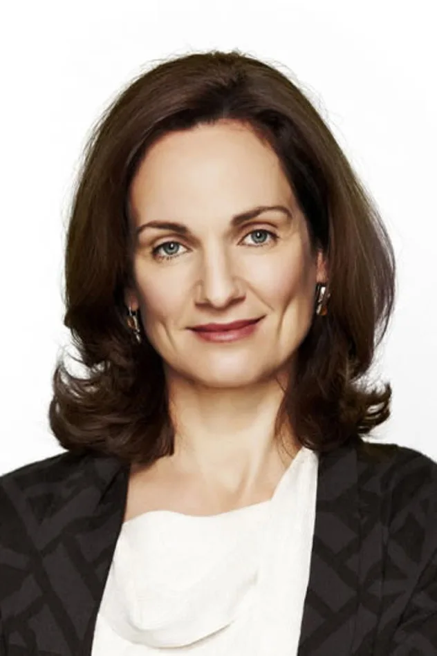 Catherine McClements fotoğrafı