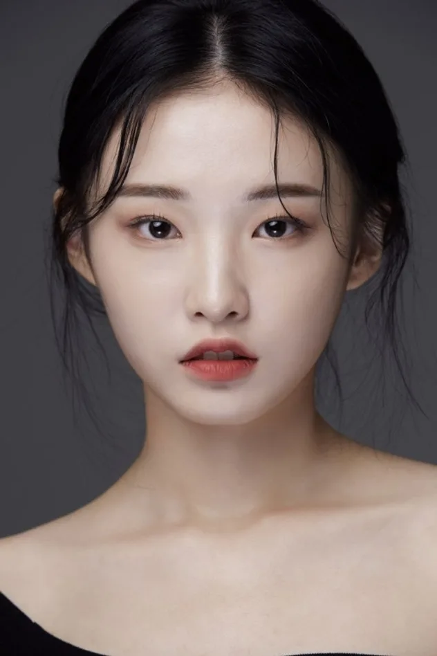Lee Ye-jin fotoğrafı