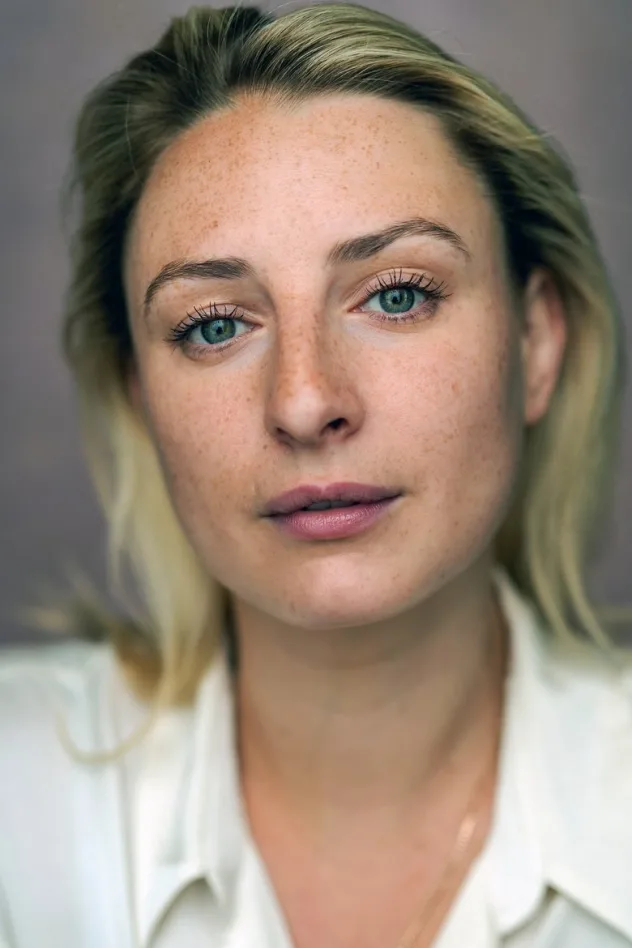 Lois Brabin-Platt fotoğrafı