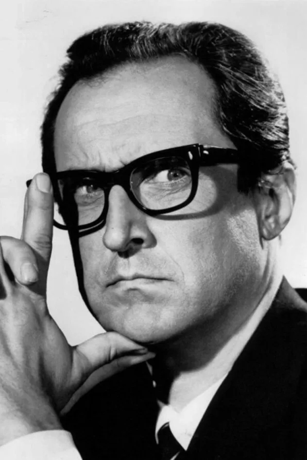 Roger Bowen fotoğrafı