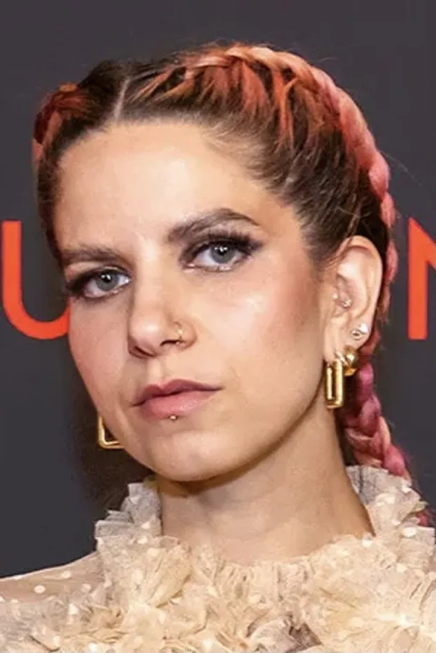Caitlin Cronenberg fotoğrafı