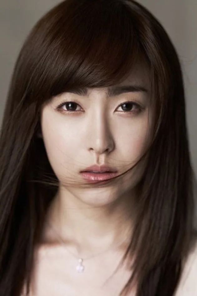 Yoo So-young fotoğrafı