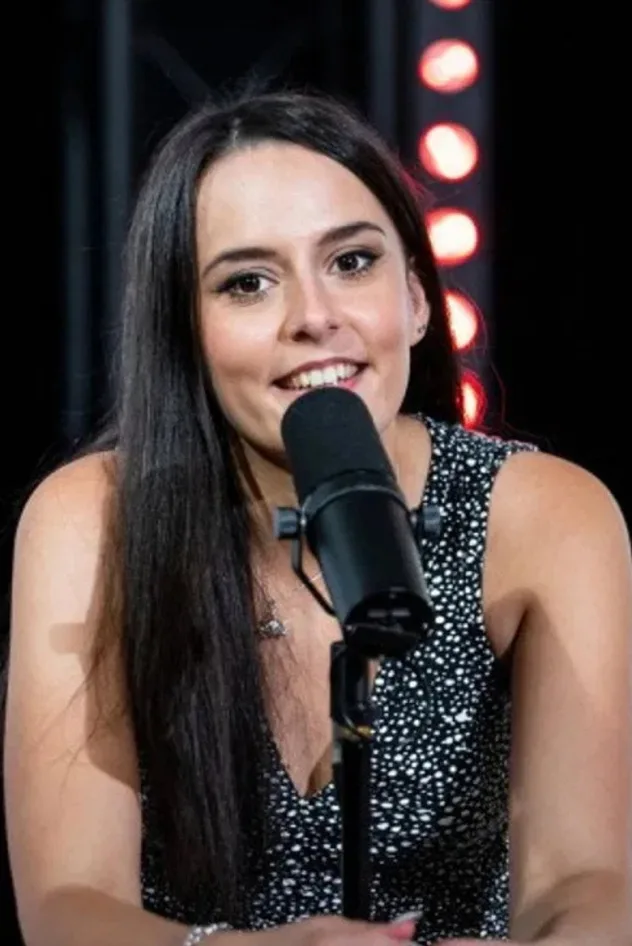 Carla Giardina fotoğrafı
