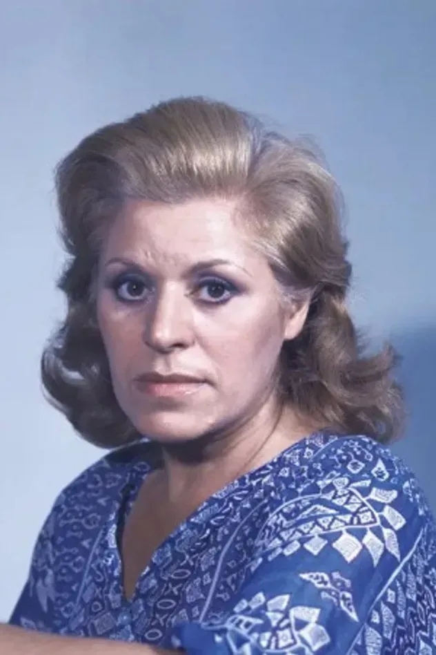 Обложка для Léa Camargo