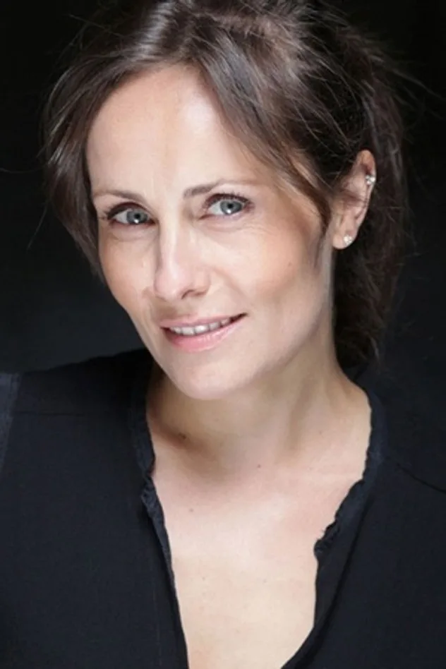 Elisabeth Duda fotoğrafı
