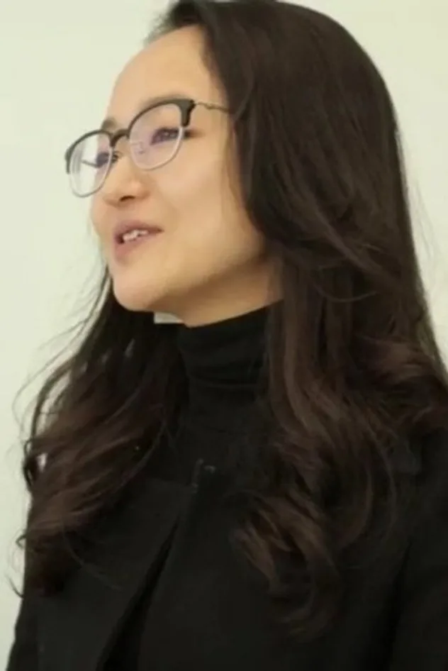 Han Woo-ri fotoğrafı