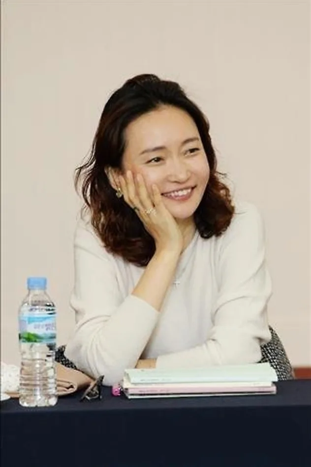 Jung Hyun-jung fotoğrafı