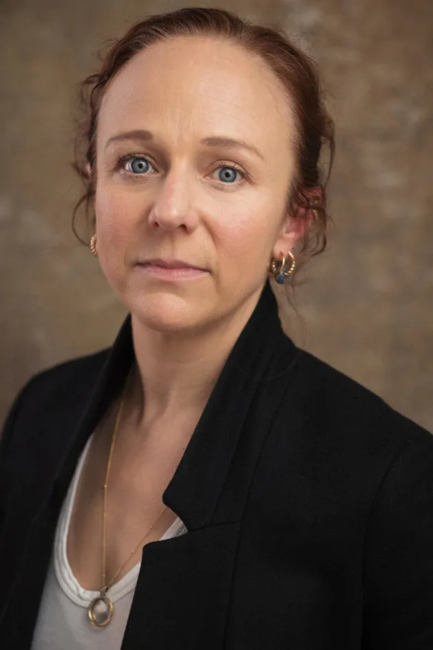 Emma Manton fotoğrafı