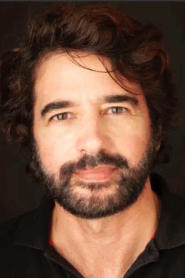 Imagen de portada para Carlos Vieira
