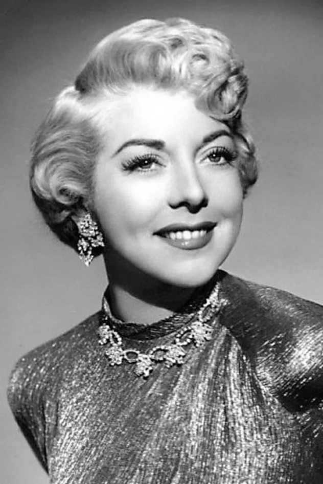 Pamela Britton fotoğrafı