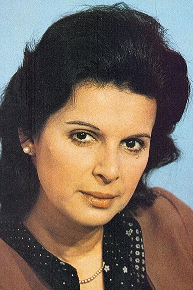 Célia Helena fotoğrafı