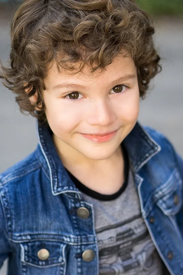 Joshua Satine fotoğrafı