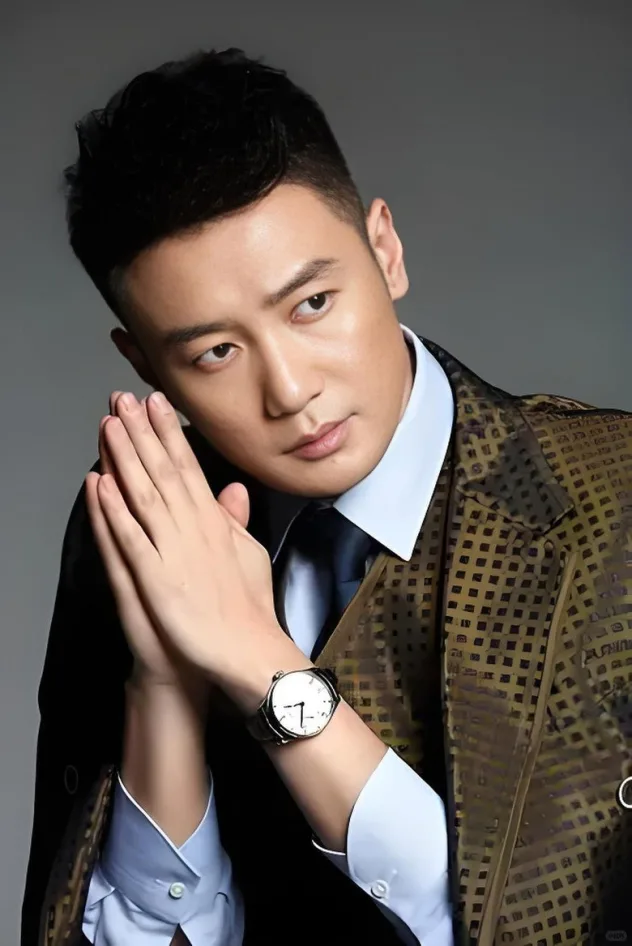 Gong Zheng fotoğrafı