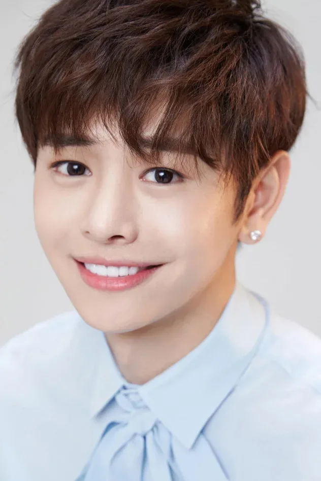 Обложка для Wang Xinqiao