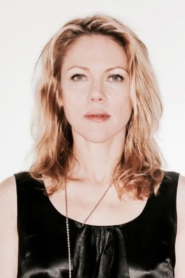Britta Phillips fotoğrafı