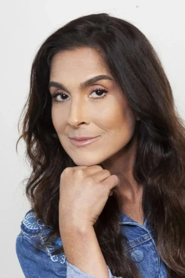 Обложка для Izabella Bicalho
