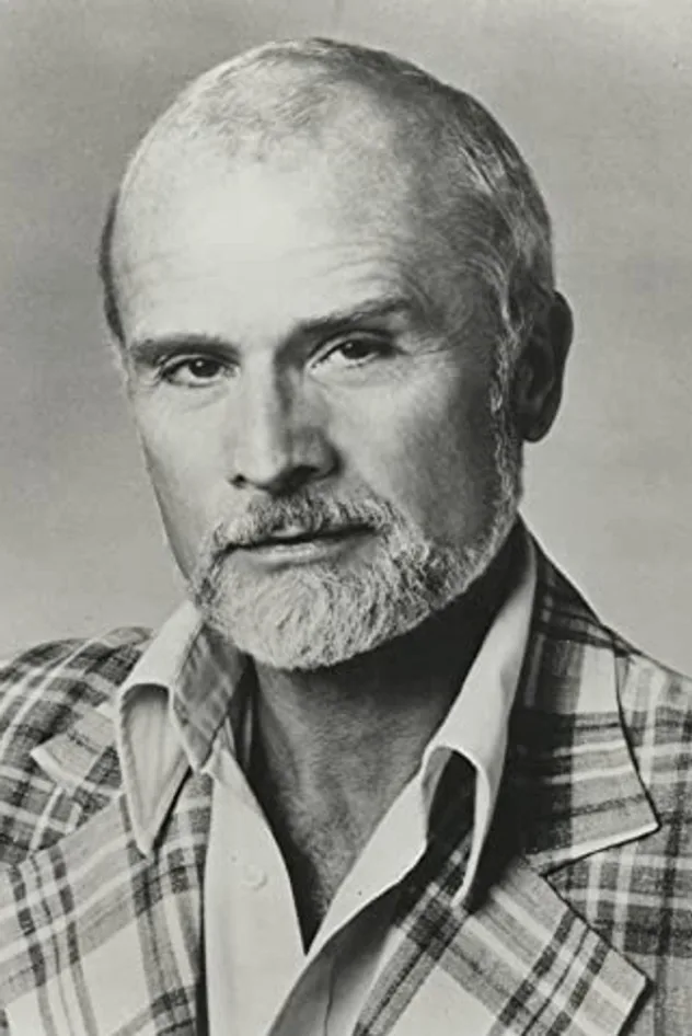 Louis Edmonds fotoğrafı