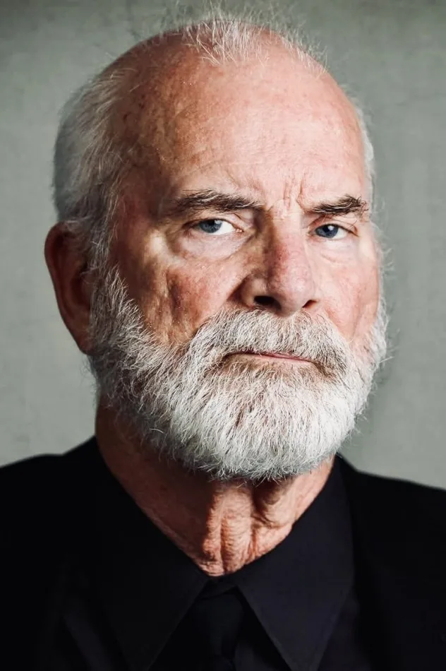 Michael Shamus Wiles fotoğrafı