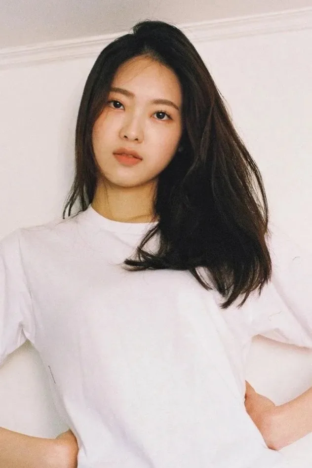 Moon Ye-jin fotoğrafı