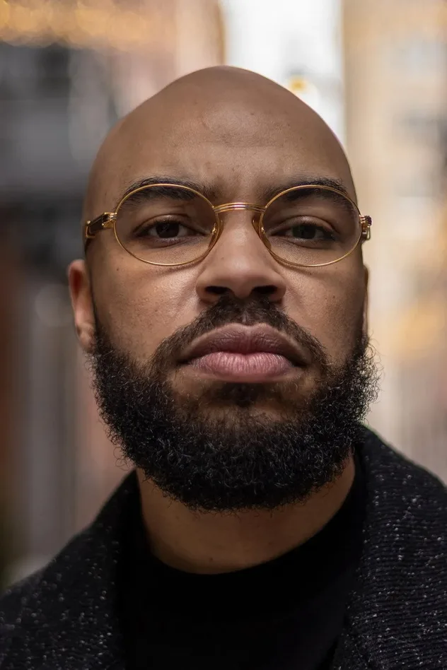 Lawrence Lamont fotoğrafı