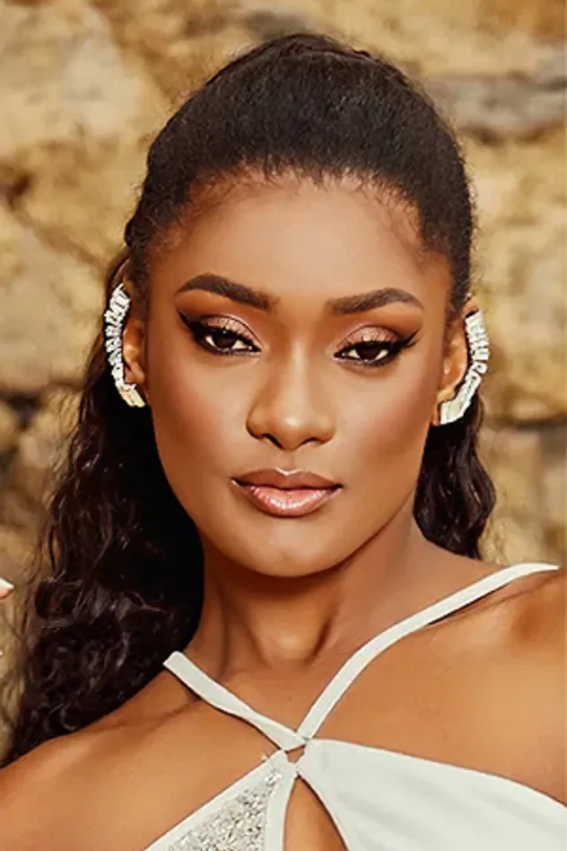 Erika Januza fotoğrafı