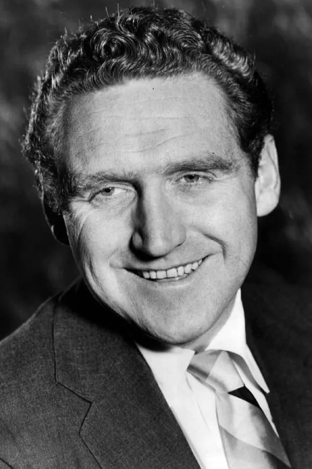James Whitmore fotoğrafı