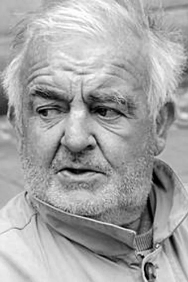 Alan Devlin fotoğrafı